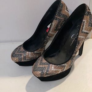 Jessica Simpson Devin2 heals 6 1/2